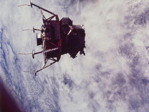 阿波罗飞行员爆料视频,震撼爆料的太空之旅内幕  第2张 阿波罗飞行员爆料视频,震撼爆料的太空之旅内幕  第2张
